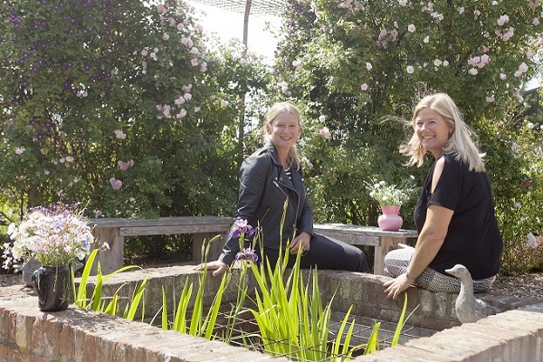 Minicamping Werendijke - Zoutelande - Zeeland | Lilian en Stefanie Dingemanse